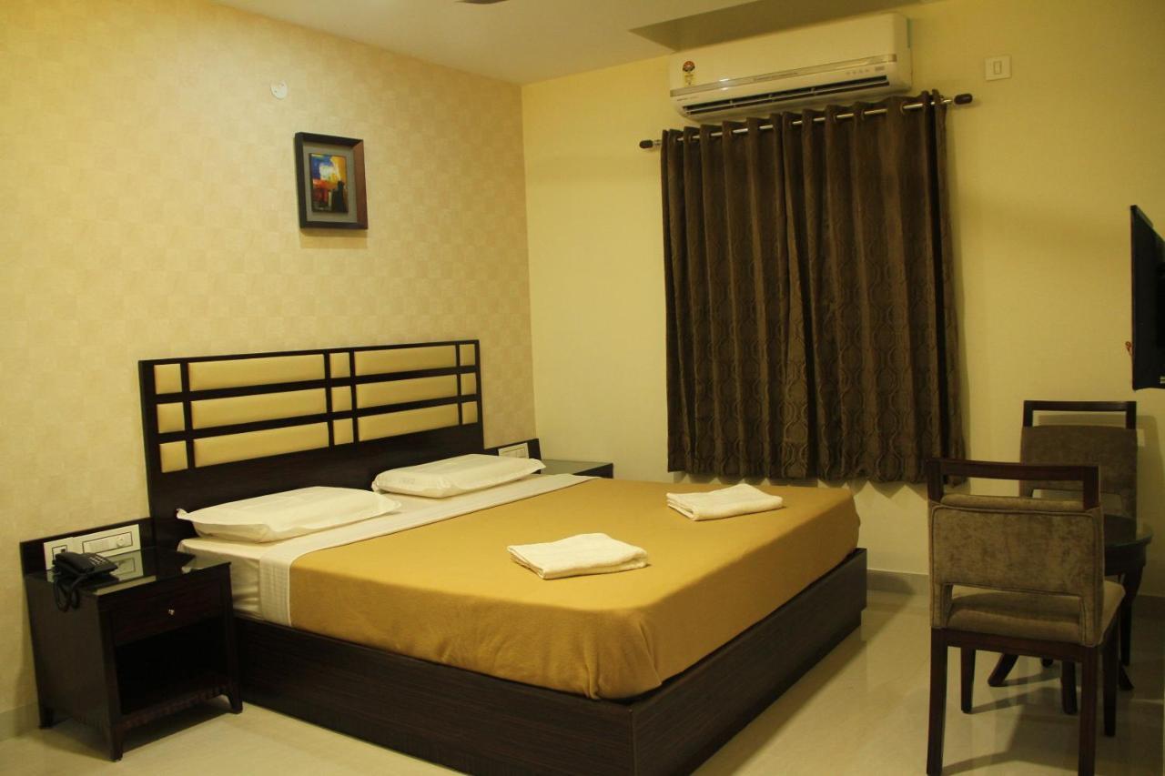 Hotel M.P Temples Inn Kumbakonam Dış mekan fotoğraf